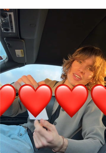 We’re bringing back writing ACTUAL letters, yall gonna have to learn how stamps work 😭🥀 P.O. Box in my yt, responding to literally everything.