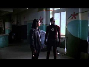 The Flash: S2E18 - Cisco opens the breach/The Flash Vs Zoom Part 1
