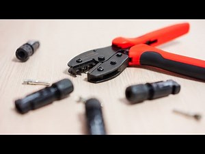 MC4 Connectoren Bevestigen