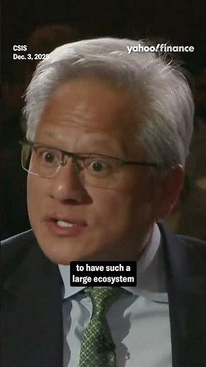 Jensen Huang: 🤖 The AI revolution is a "flash point" to reshore US manufacturing.