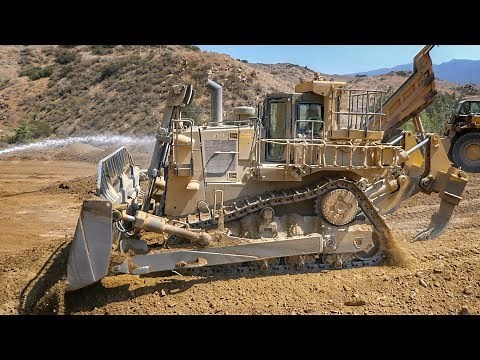 Big Cat D10T Dozer Pushing out 777 Loads.