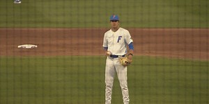 Florida baseball team shakes off tough start, beats UNF, 7-2 for seventh win in a row