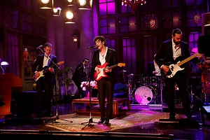 Watch The 1975's SNL Performances of 'Oh Caroline' and 'I'm In Love With You'