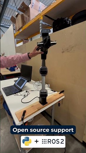 Simple drag and drop robot programming with PiPER