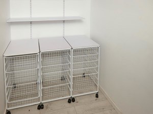 How To Build Linen Closet Shelving  - Bunnings Australia