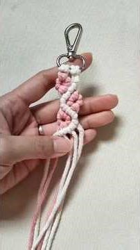 How to Make Macrame Daisy Keychain | Macrame Flower Pattern #macrametutorial #short #macrameknots