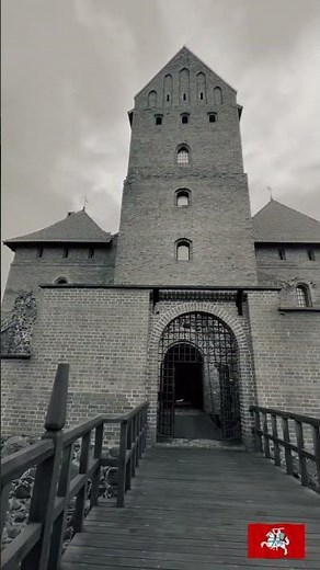 🇱🇹 Trakai Island Castle in Lithuania | YouTube @DestinationWithMe