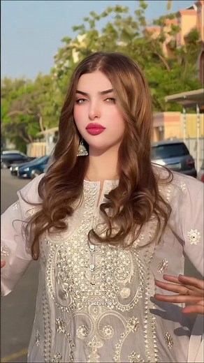 Sheikhs wives like only two things 😳 #Dubaiprincess #shortvideo