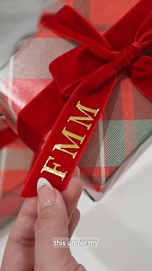 Cricut on Instagram: "The wrapping is half the gift — especially when it looks like this. ----⁠ Project Details⁠ Cutting Machines⁠/Heat Presses ▪️ Cricut Maker 4 ▪️ Cricut EasyPress Mini Materials⁠/Supplies⁠ ▪️ Cricut Foil Iron-On: Metallics Sampler Tools/Accessories⁠ ▪️ Cricut StandardGrip Machine Mat"