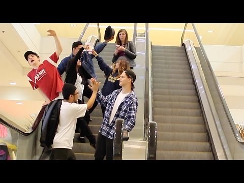 MANNEQUIN CHALLENGE IN PUBLIC PRANK (On Strangers)