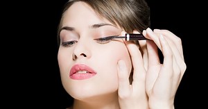 Comment appliquer son eyeliner ?