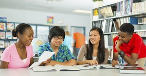 Close Reading Skills with ELLs