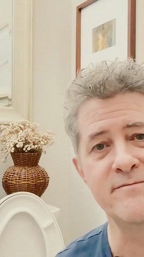 Unclog a Toilet in 3 Seconds With No Tools! ￼