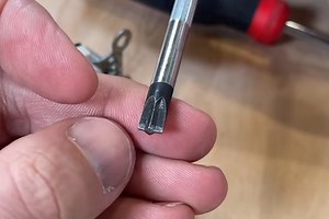 The Best Screwdrivers for DIY Electrical Projects – Everyday Home Repairs