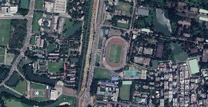 SAS Planet tutorial -How to Download very High-resolution satellite Image (From Google Earth ) SASPlanet is a program designed for viewing and downloading high-resolution satellite imagery and conventional maps submitted by such services as Google Maps, DigitalGlobe, Kosmosnimki, Yandex. Maps, Yahoo! Maps, VirtualEarth, Gurtam, OpenStreetMap, eAtlas, Genshtab maps, iPhone maps, Navitel maps, Bings Maps (Bird's Eye) etc., but in contrast to all these services all downloaded images will remain on 