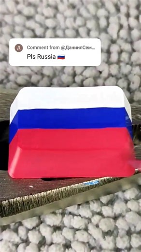 Drawing R for Russia flag 🇷🇺 but on my custom keyboard! #russia #drawing #keyboard #keycaps