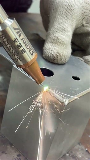 Revolutionize Aluminum Welding with Portable Laser Welder