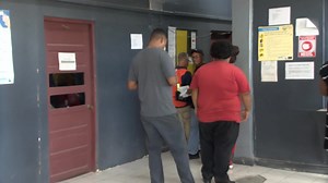 Driver’s License Services Restored Nationwide Here’s a quick update that’s sure to bring relief to drivers across the country. After a brief disruption that affected the printing of driver’s licenses nationwide, the Department of Transport has announced that the Belize Motor Vehicle Registration and Licensing System is back online and fully operational. Thanks to quick action from Minister Louis Zabaneh and CEO Chester Williams, help was called in right away. They immediately engaged the Embassy