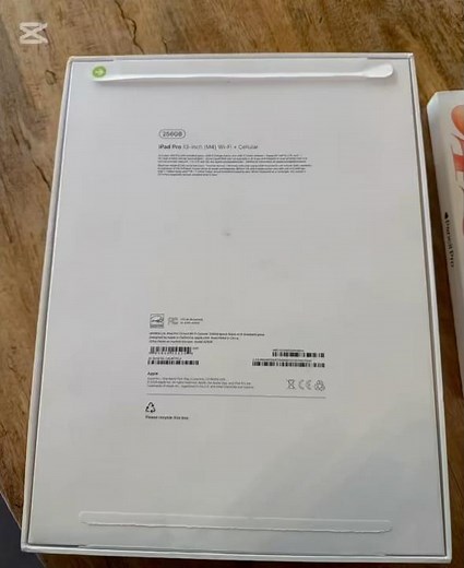 Apple iPad (M4) Pro 13-Inch WiFi + Cellular 256GB Space Black unboxing