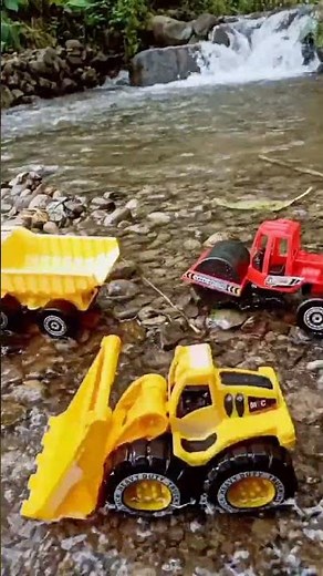 Wheel loader vs Excavator