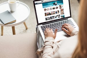 Best Online Camera Stores (10 Reliable Picks in 2024)