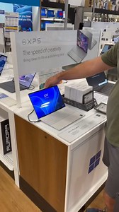 HP has hinge problems, Dell took to another level