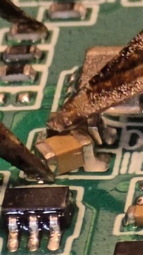 SMD Capacitor Snap-In 🔥🎯 | Surface Tension in Action!