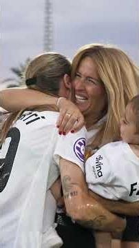 😍 Valencia CF Women and the VCF Academy enjoy the 4th Anniversary celebration as a family