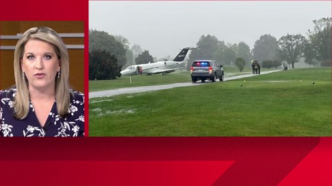 Plane slides off Louisville runway, ends up in golf course