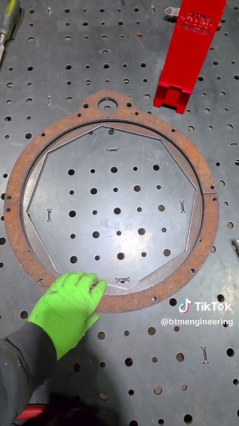 Laser Cutting Rusty Steel: Efficiency and Techniques