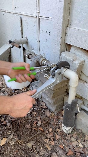 360K views · 4.8K reactions | replacing a pressure regulator #plumber #plumbing | Evan Berns | Facebook