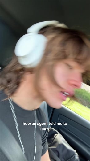 reilly (@djboybandd)’s video of mewing