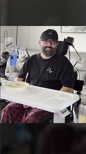 Neuralink User Controls Robot Arm with His Hand