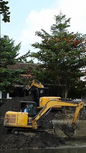 CAT 305 vs THE MUCK: Extreme Pond Clean Out! #shorts #excavator #caterpillar #miniexcavator #digger