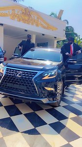 1M views · 38K reactions | Guess who's coming.... Let's hear you on a comment section....likes ❤️ and well #reelsvideoシ #fypシviralシ2025 #reelsviralシ #fypviralシ #fypviralシ #viralvideoシ #fypシ #trendingpost #trendingvideo | Excel Celebrity bouncer | Facebook