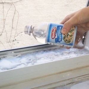 2.1M views · 854 reactions | 9 vinegar hacks (that aren't just for cleaning!) | Hometalk | Facebook