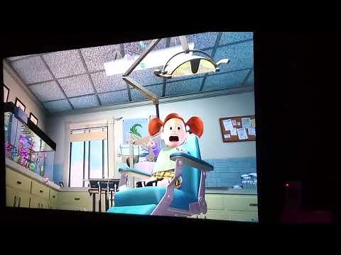 Finding Nemo- Escape From the Tank/ Darla Scene (Finnish)