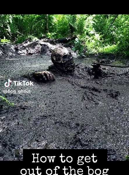 10 IQ Bog Safety Tutorial ⚠🤔🪢 #BogJumping #BogGhoul #Bog #Quicksand #Mud #Swamp #Escape #Survival #SurvivalTips #Challenge #Nature #Sport