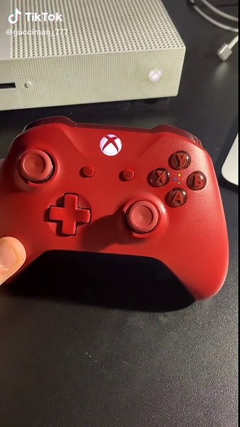 FIFA 21 on Xbox One Controller - Salute 2021