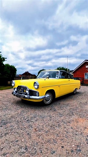 1962 Ford Zephyr – The Pride of British Motoring #FordZephyr #classicbritishcars #britishclassiccar #britishcars #carshow #carsofinstagram Ford UK #classiccars Retro Cars UK | Vintage Euro Rides
