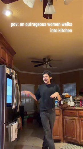 an outrageous woman walks in the kitchen | Liza Minnelli