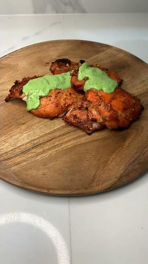 50 CENT 🪙 Creamy Garlic Cilantro Dressing l Green Chutney #Shorts