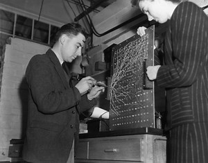 ENIAC, la primera computadora electrónica - La Opinión