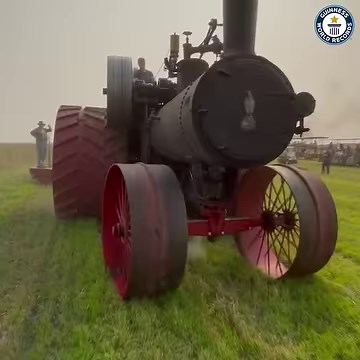 It took Kory Anderson and his team 16 months to build this steam-powered tractor engine from scratch 🚜 | Guinness World Records