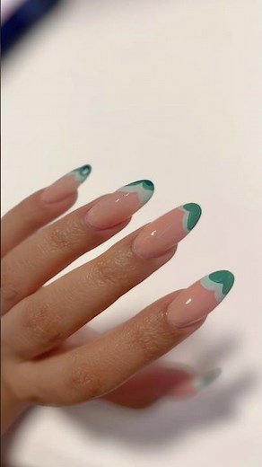 green heart 💚 #new #nails #cute #shiningnails