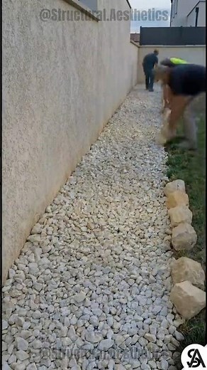 Before and After Garden Glow-Up #garden #diy #transformation