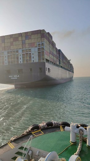 #big 400 metar MSC Vessel 😱🚢🌊⚓ . . . . #MSC #vessel #sea #ship #msccruises #reels #trend #viral #trending #helloween #holidayseason | Çãñdy Bøy Ãkîb