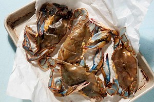 How to Buy, Clean, and Eat Soft Shell Crabs