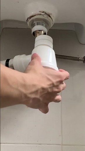 How to replace basin waste