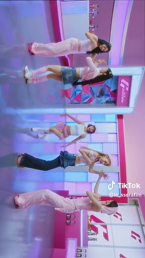 TikTok의 LE SSERAFIM